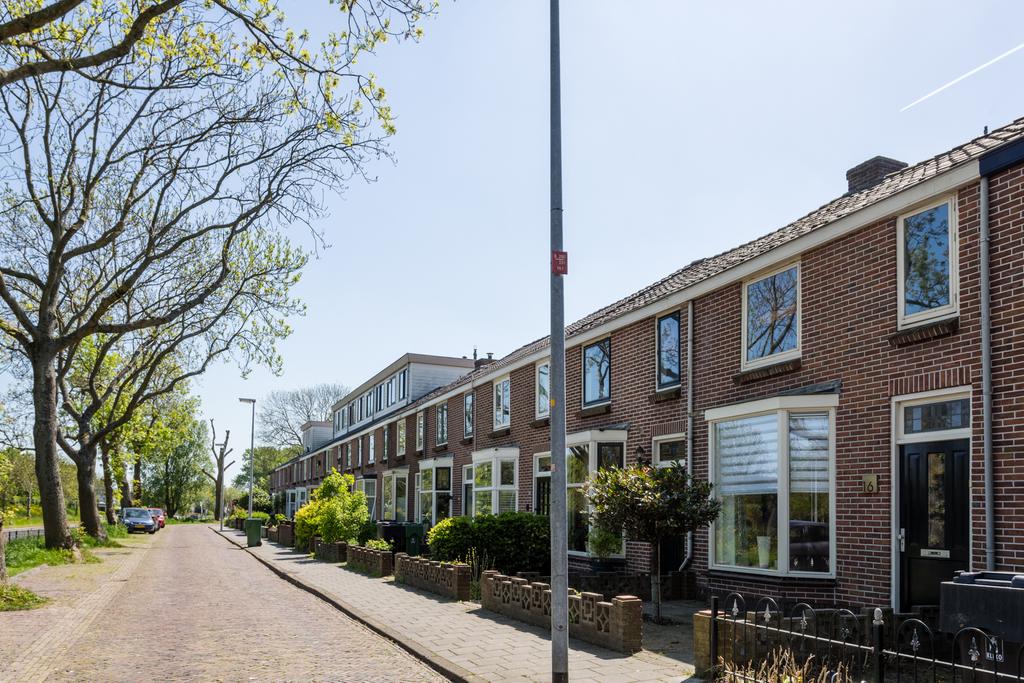 Bekijk de foto van: Oudorperdijkje 1, 1821 AN Alkmaar in  - Echt Makelaars & Taxateurs